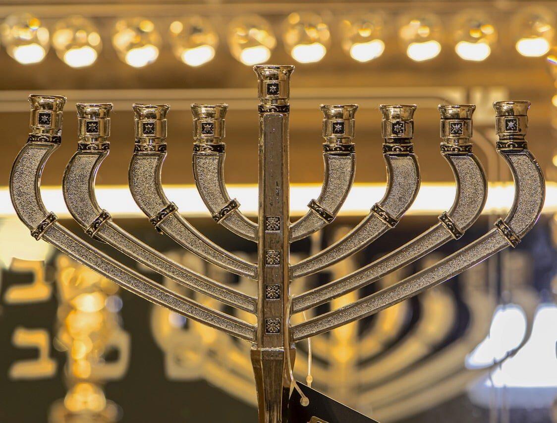 Judaica in Art – the Design of the Menorah