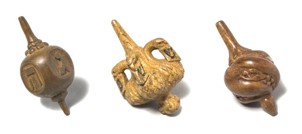 design of dreidel from 18th century Poland